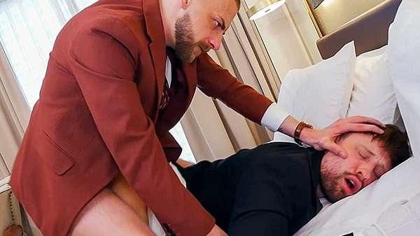 Suit Spunked 2: Horny Businessman Zac Johnson Pummels the Holes of Drew Dixon-Menatplay